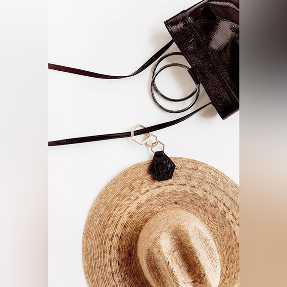 Lindsay Albanese Toptote - Picture 2 of 4